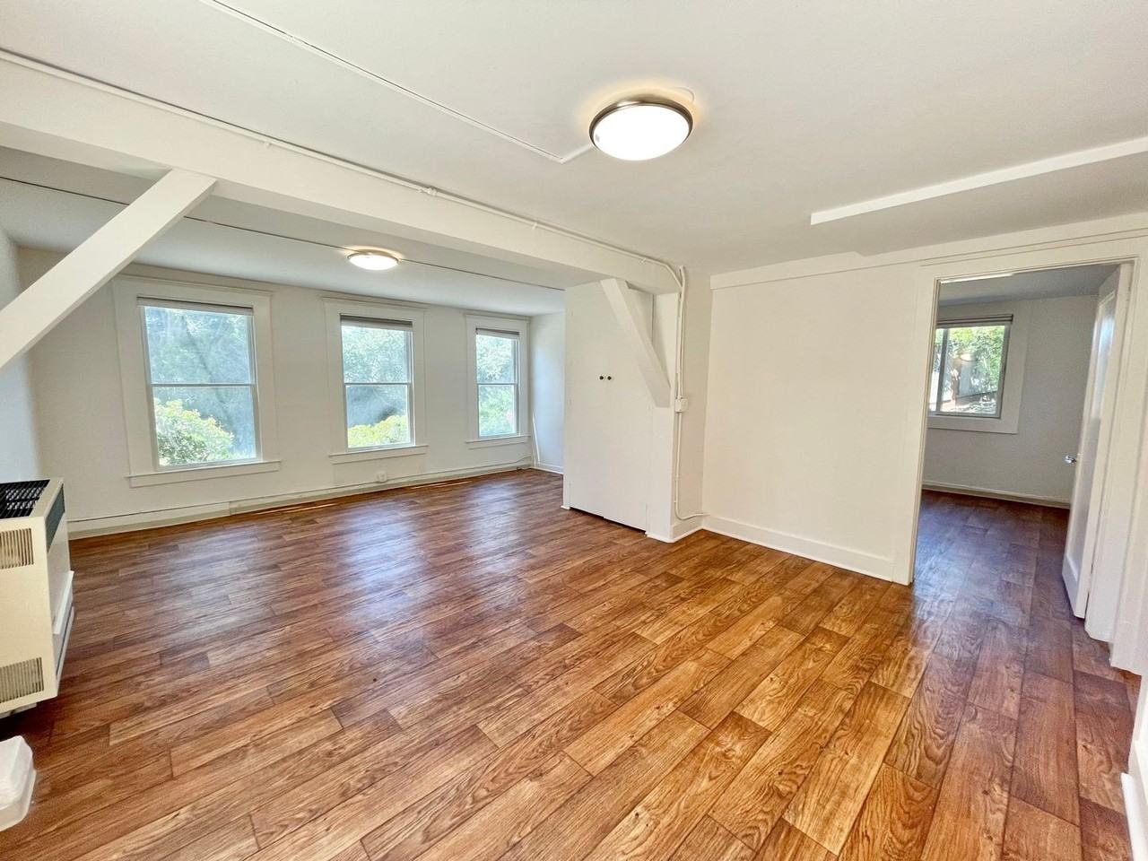 257 Peralta Ave - Photo 7 of 22