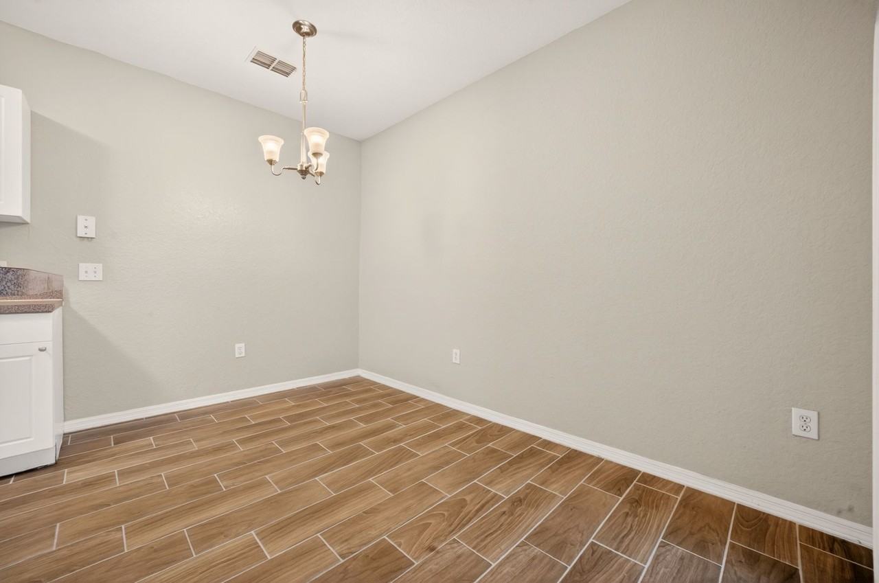 850 Grand Regency Pointe #104 - Photo 3 of 15