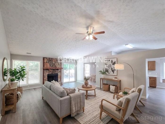 5900 Homestead Cir - Photo 3 of 25