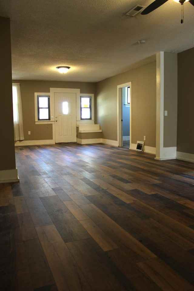 630 7th Ave - Photo 7 of 30