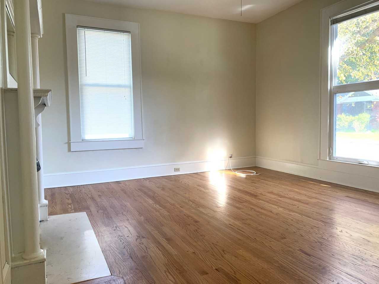 913 Philadelphia St - Photo 7 of 13