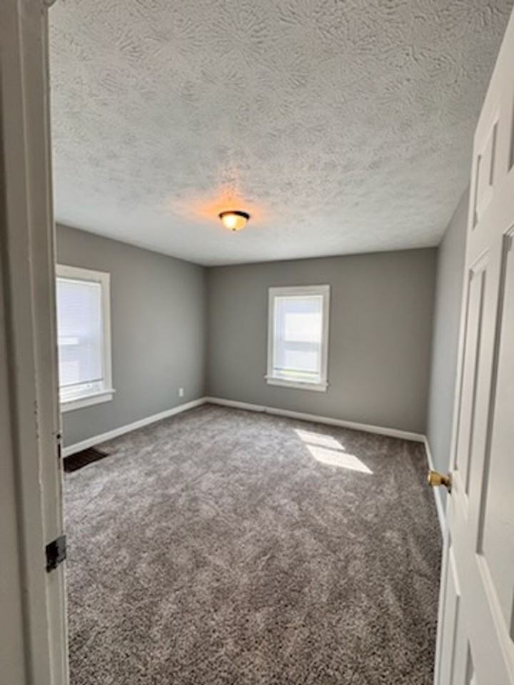 3801 Lafayette St - Photo 7 of 24