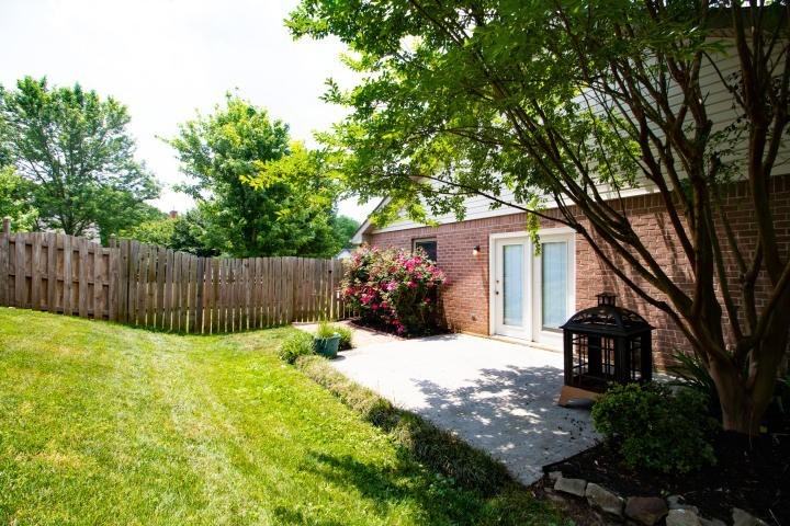 8816 Mill Run Dr - Photo 4 of 18