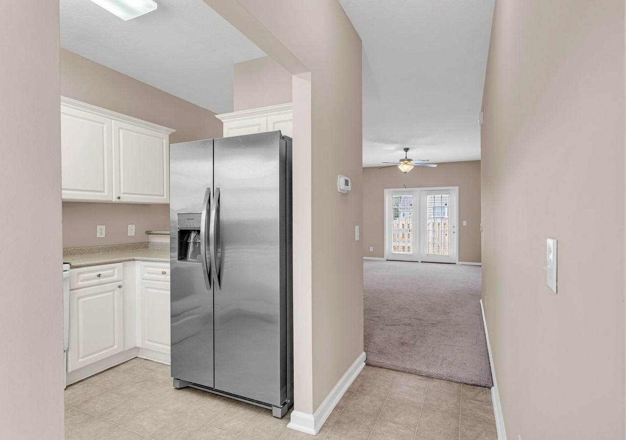 13 Cypress Ln - Photo 4 of 27