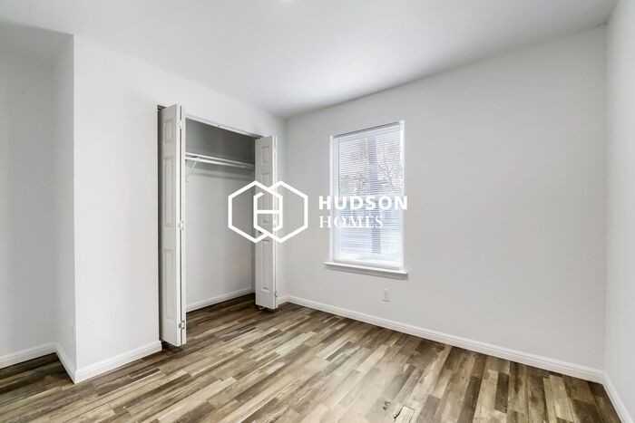 810 W 19th St - Photo 7 of 14