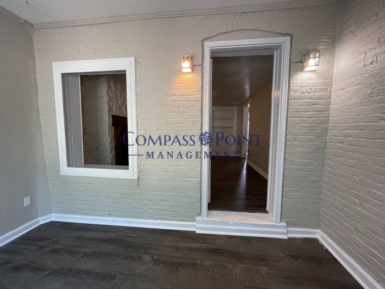 161 E Loudon Ave - Photo 2 of 15