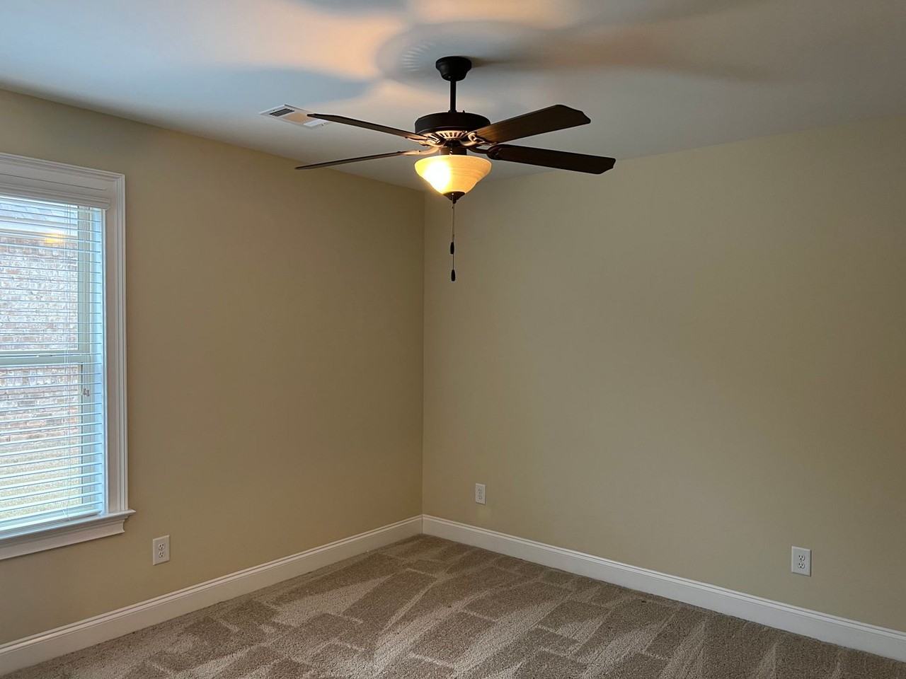 1802 Mabel Dr - Photo 5 of 25