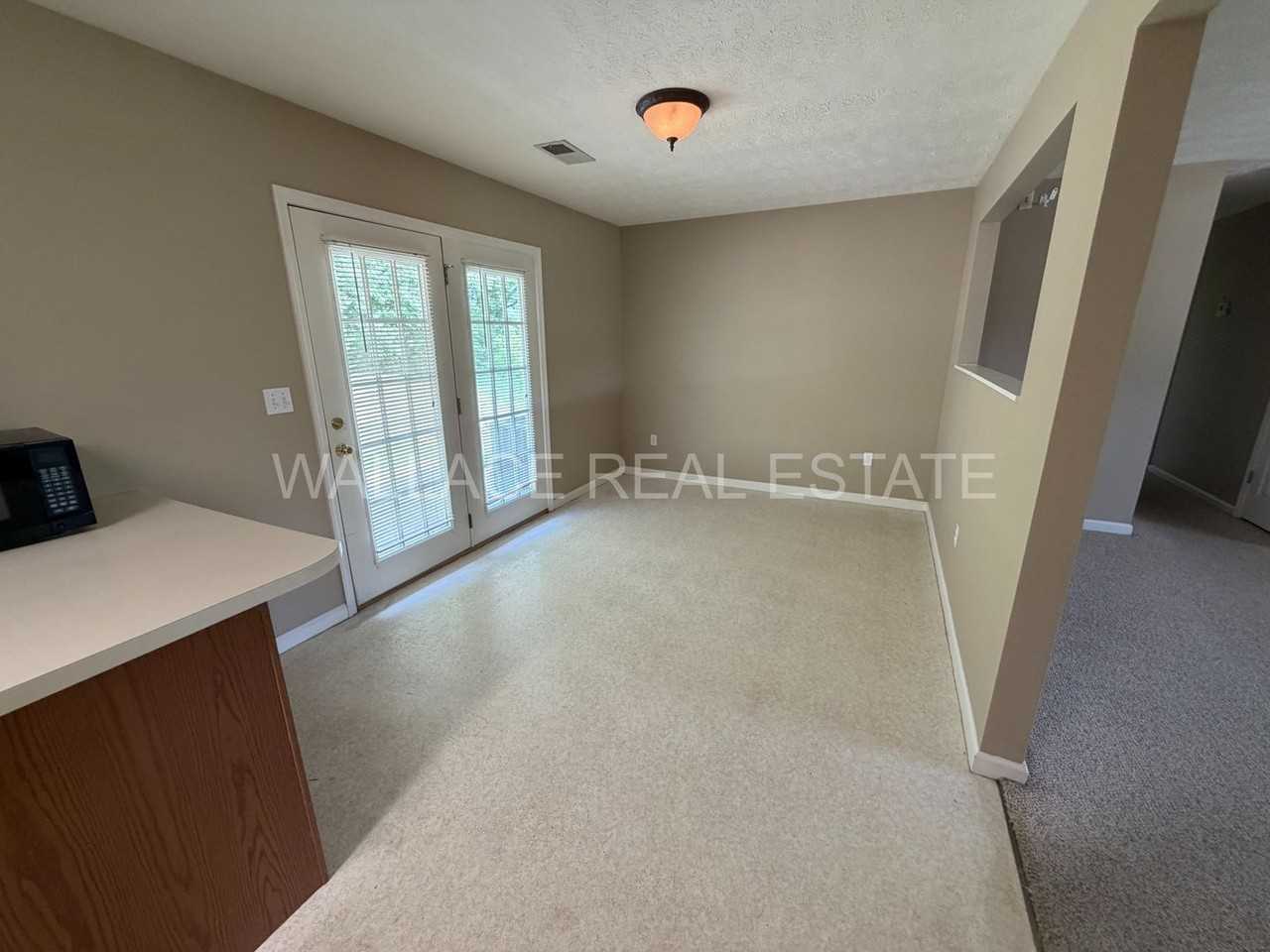 4906 Stewart Ridge Rd - Photo 3 of 13