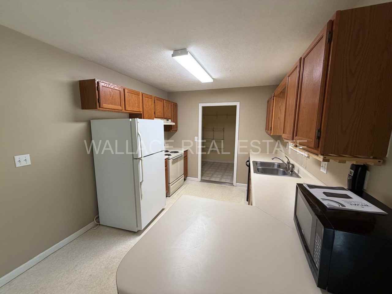 4906 Stewart Ridge Rd - Photo 4 of 13