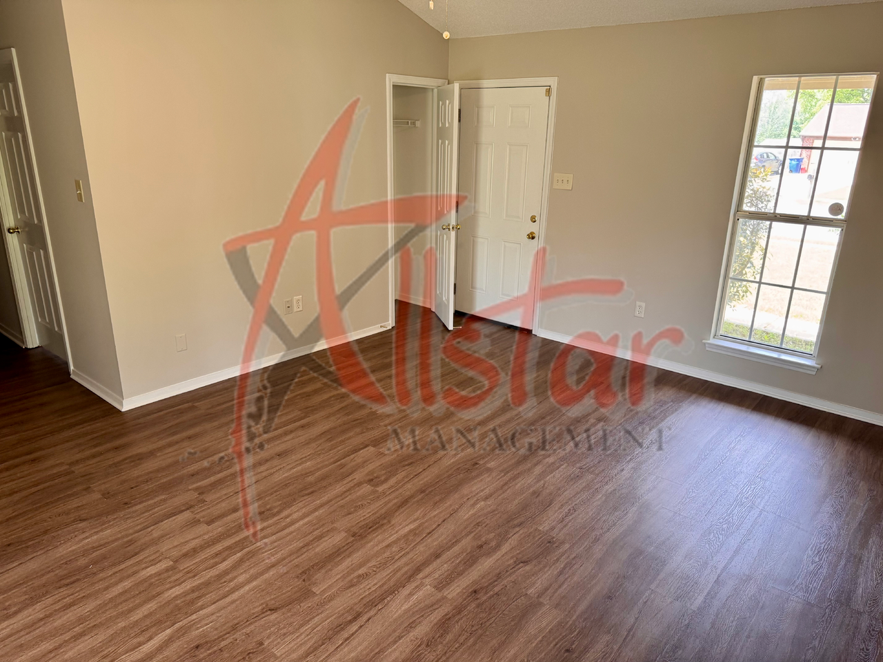 10515 Oak Leaf Dr - Photo 6 of 14