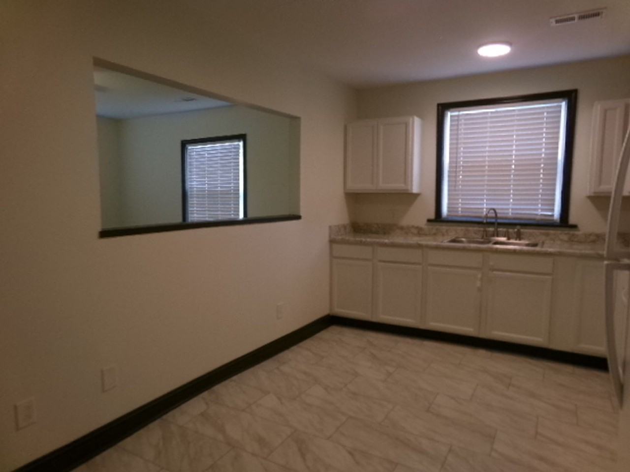 625 Greenwood Ave - Photo 7 of 8