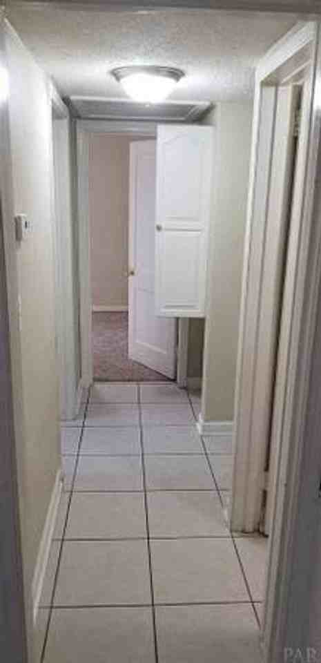 205 Turner Dr - Photo 5 of 9