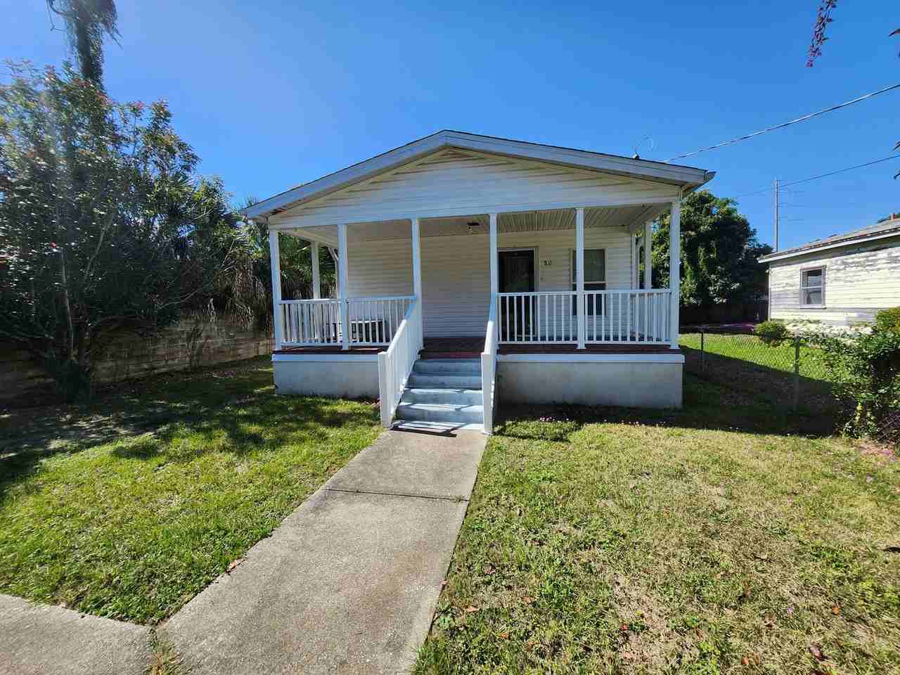 811 N D St - Photo 4 of 16