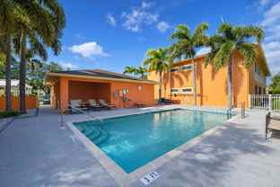 1109/1117 SW 48th Ter - Photo 1 of 1