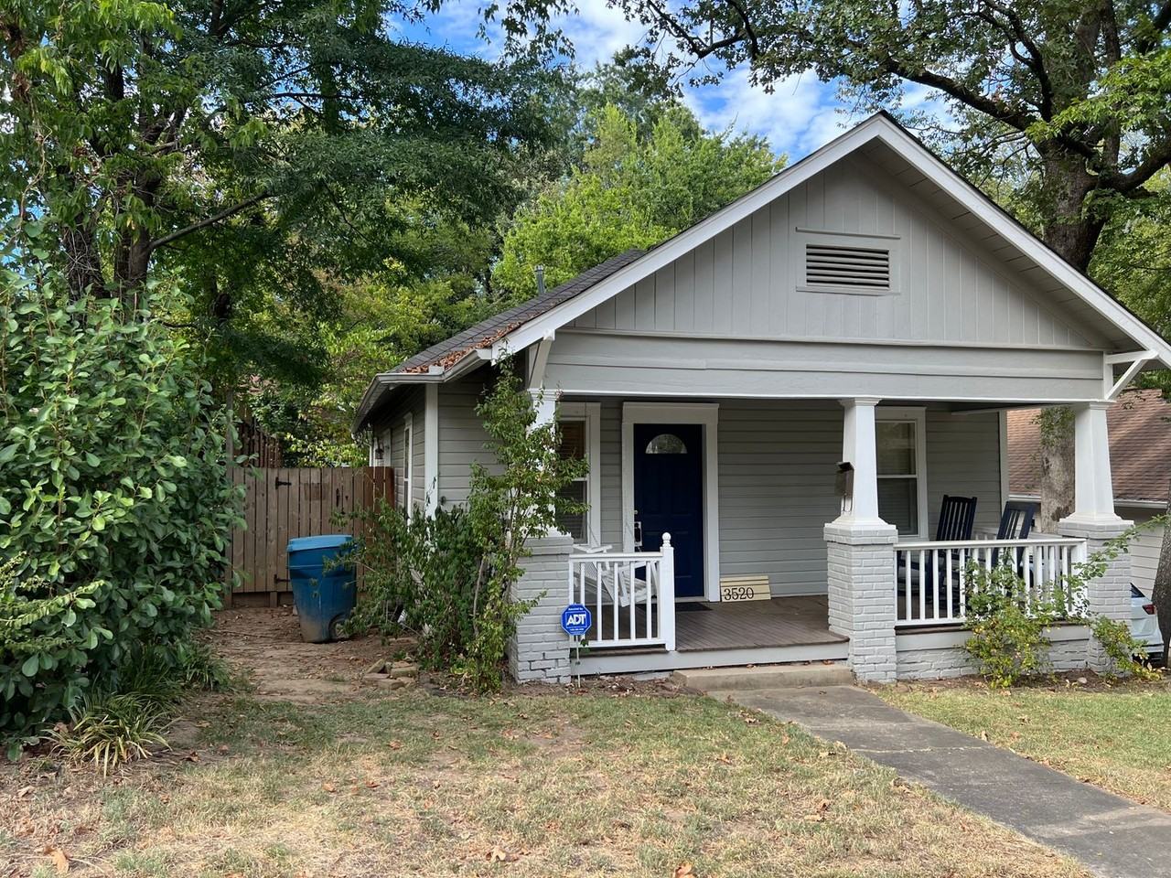 3520 Lee Ave - Photo 2 of 21