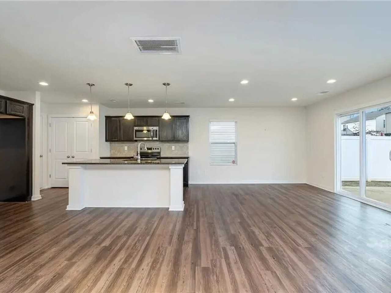 3725 Brandie Glen Rd - Photo 2 of 26