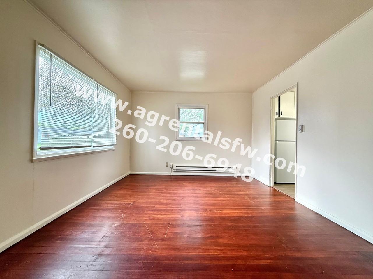 4601 Spatz Ave - Photo 4 of 11