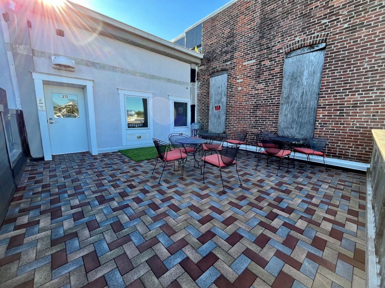 315 Main St - Photo 3 of 3