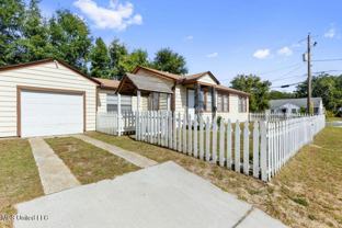 1076 Cherokee St - Photo 1 of 1