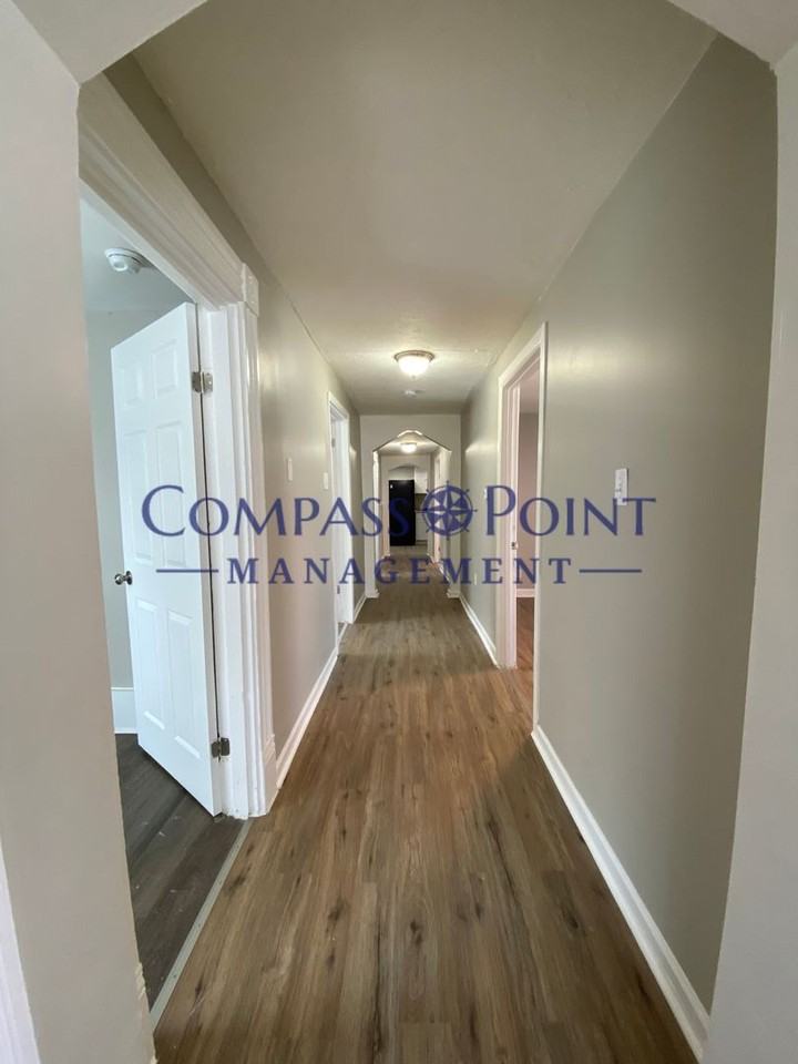 170 Alabama Ave - Photo 4 of 15