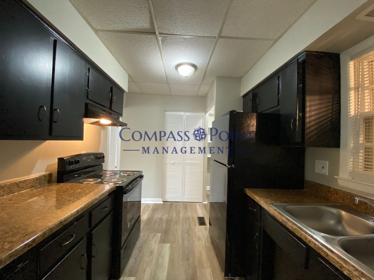 1885 Dunkirk Dr - Photo 4 of 17