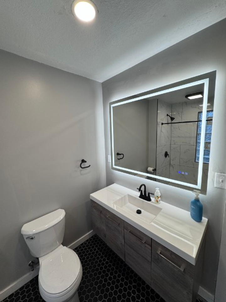 2863 N Downer Ave - Photo 6 of 17