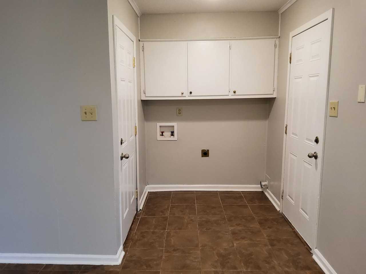 5740 Cherokee Dr - Photo 7 of 17