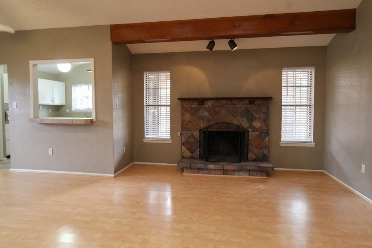 3205 Fierro Dr - Photo 7 of 19