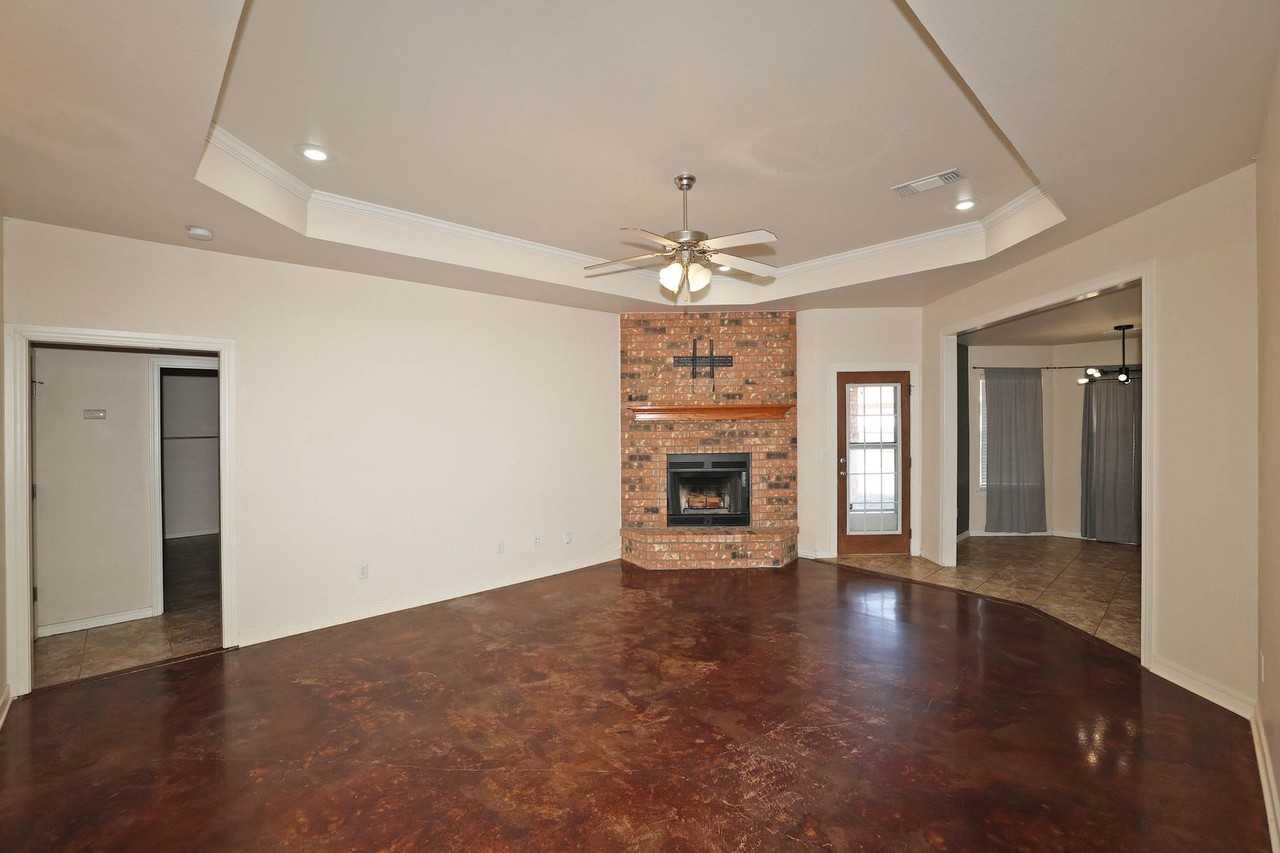 6407 Nick St - Photo 7 of 23