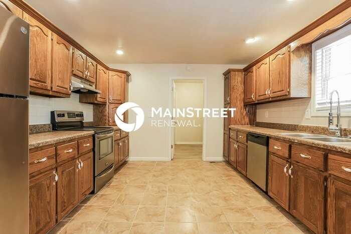 178 Sycamore Dr - Photo 7 of 17