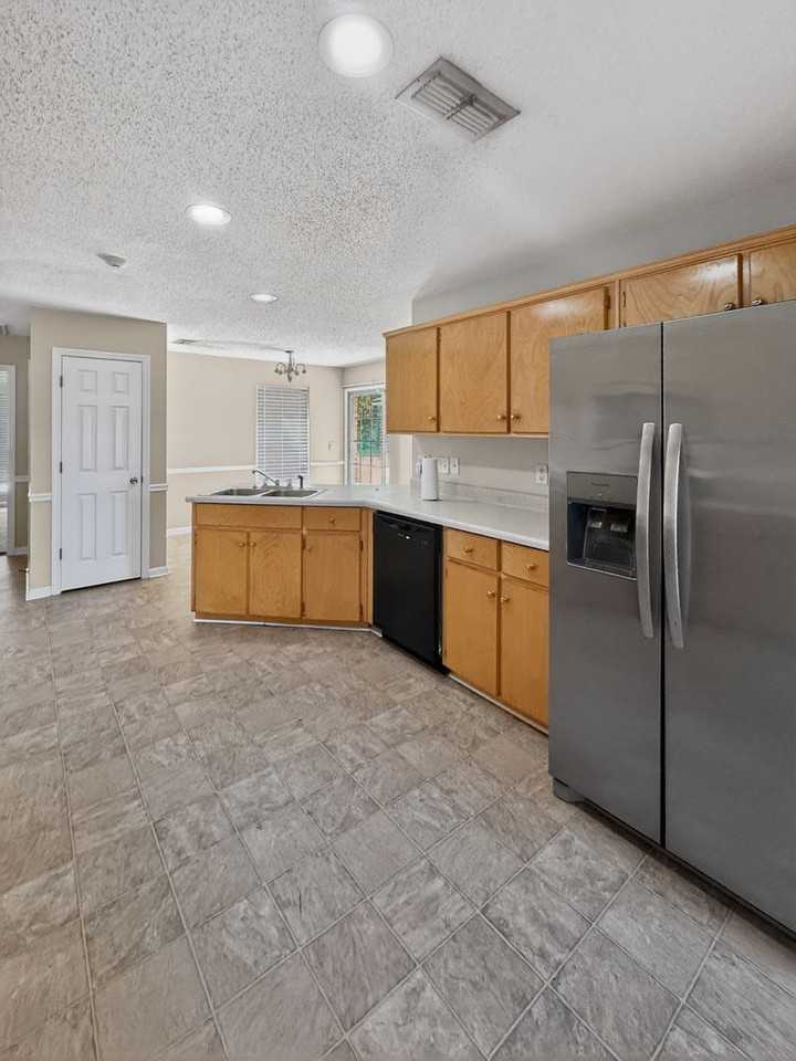 95 Shawn Ct - Photo 6 of 19