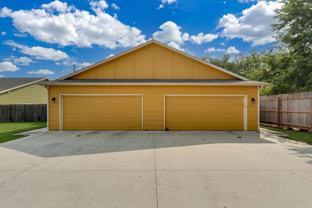 270 N Florence St - Photo 1 of 1