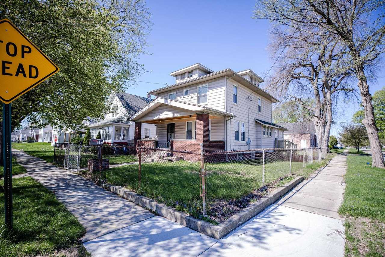 532 Dover Pl - Photo 2 of 33