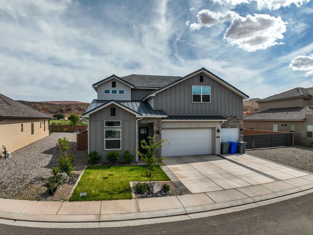 2986 E Smith Creek Dr - Photo 3 of 48