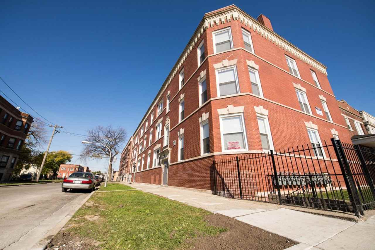 3454 W Lexington - Photo 2 of 23