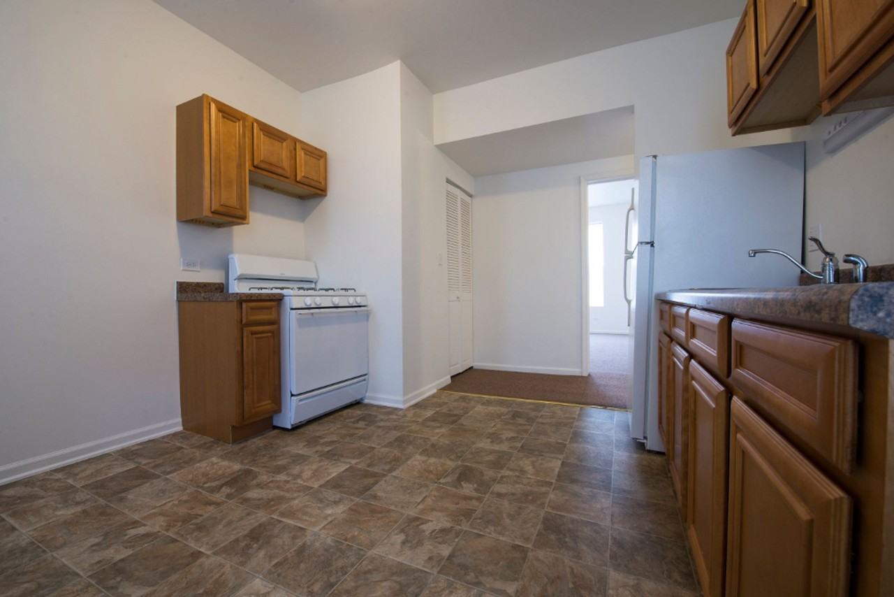 3454 W Lexington - Photo 4 of 23