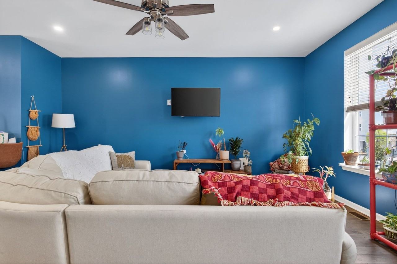 107 Celebration Blvd - Photo 2 of 24