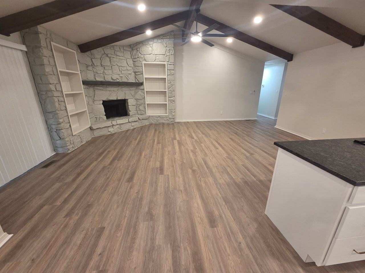 11612 S 100th East Ave - Photo 4 of 21