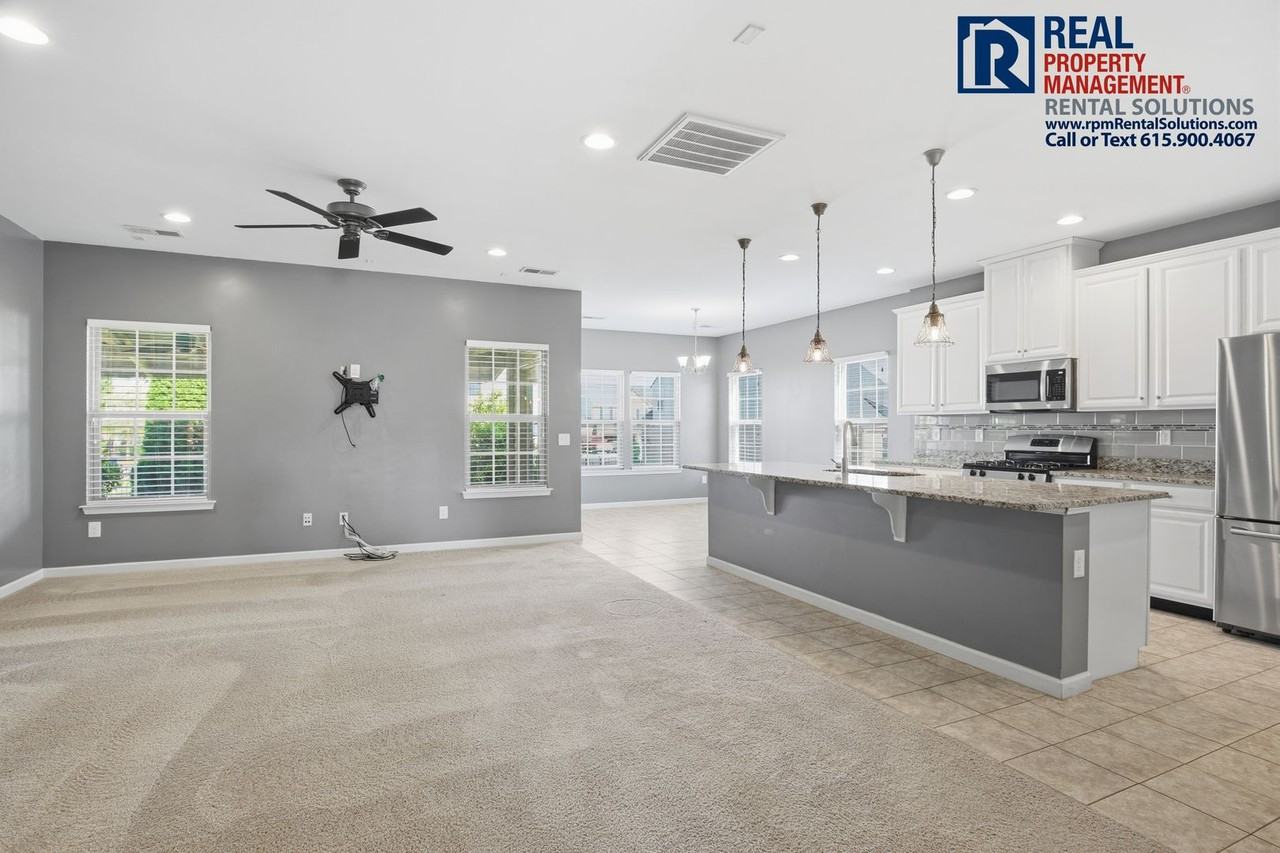 1007 New Eanes Dr - Photo 4 of 26