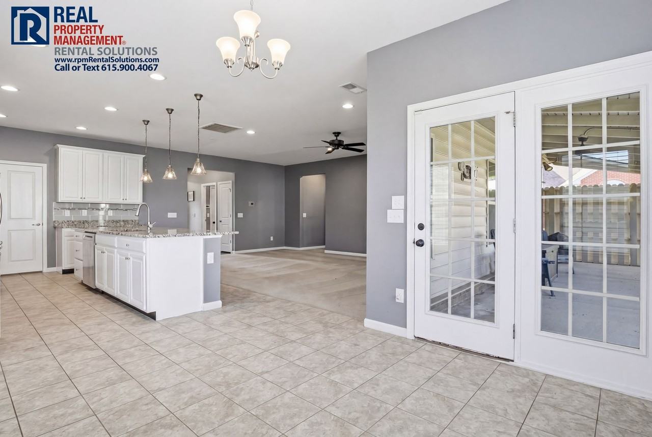 1007 New Eanes Dr - Photo 5 of 26