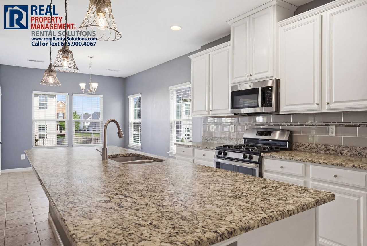 1007 New Eanes Dr - Photo 6 of 26