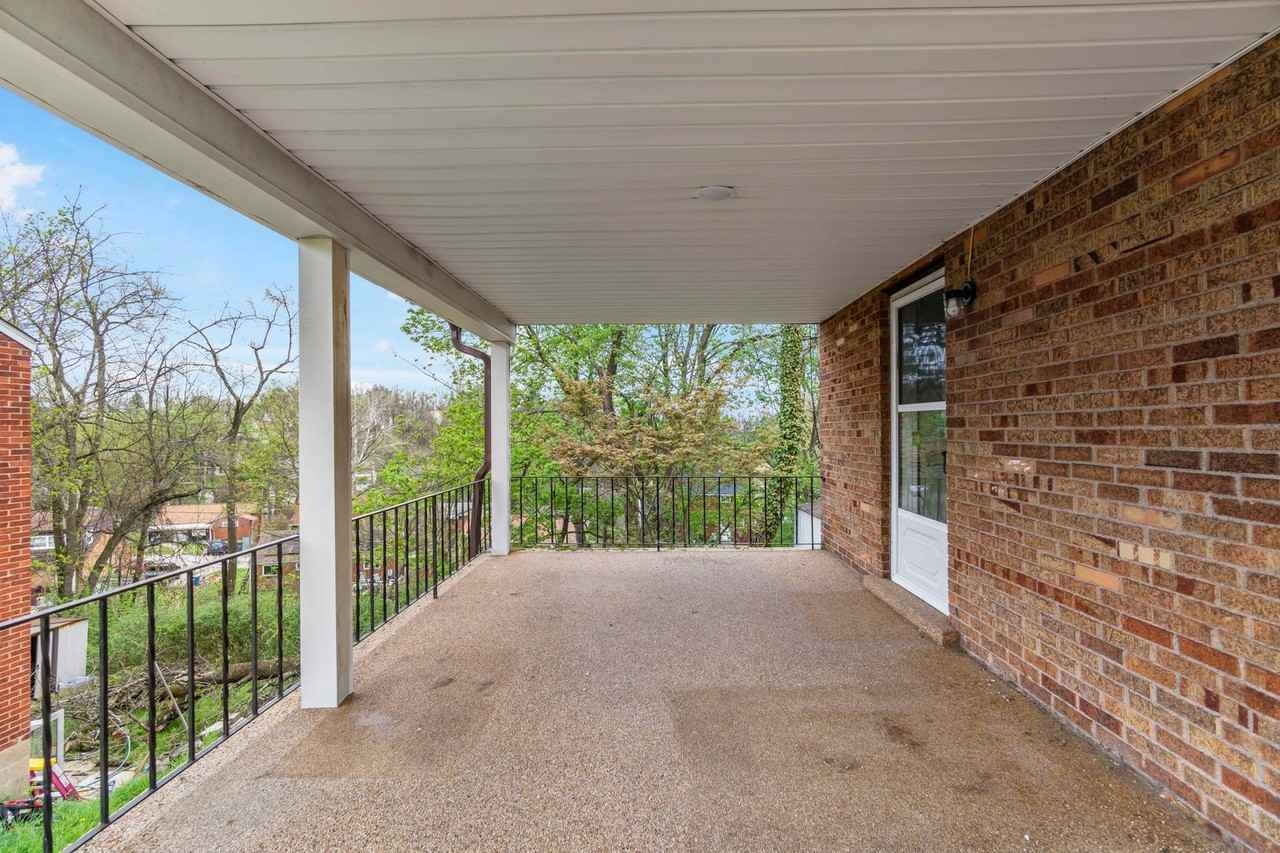 325 Poe Dr - Photo 4 of 31