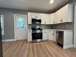 featured image of 417 W Court St