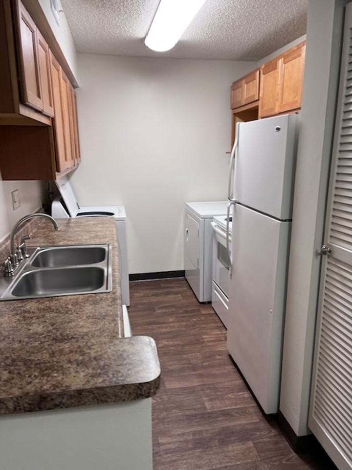 3984 Brandychase Way #18 - Photo 5 of 11