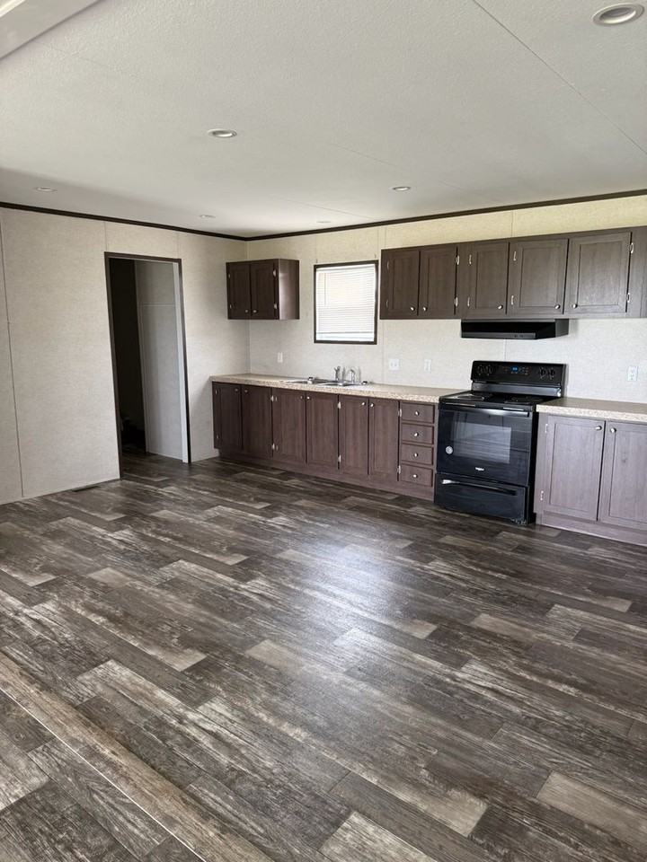 7356 Fm 36 S - Photo 2 of 5