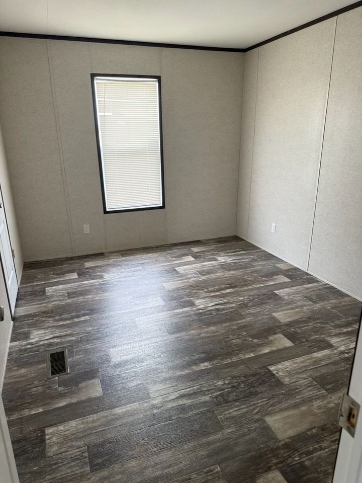 7356 Fm 36 S - Photo 4 of 5