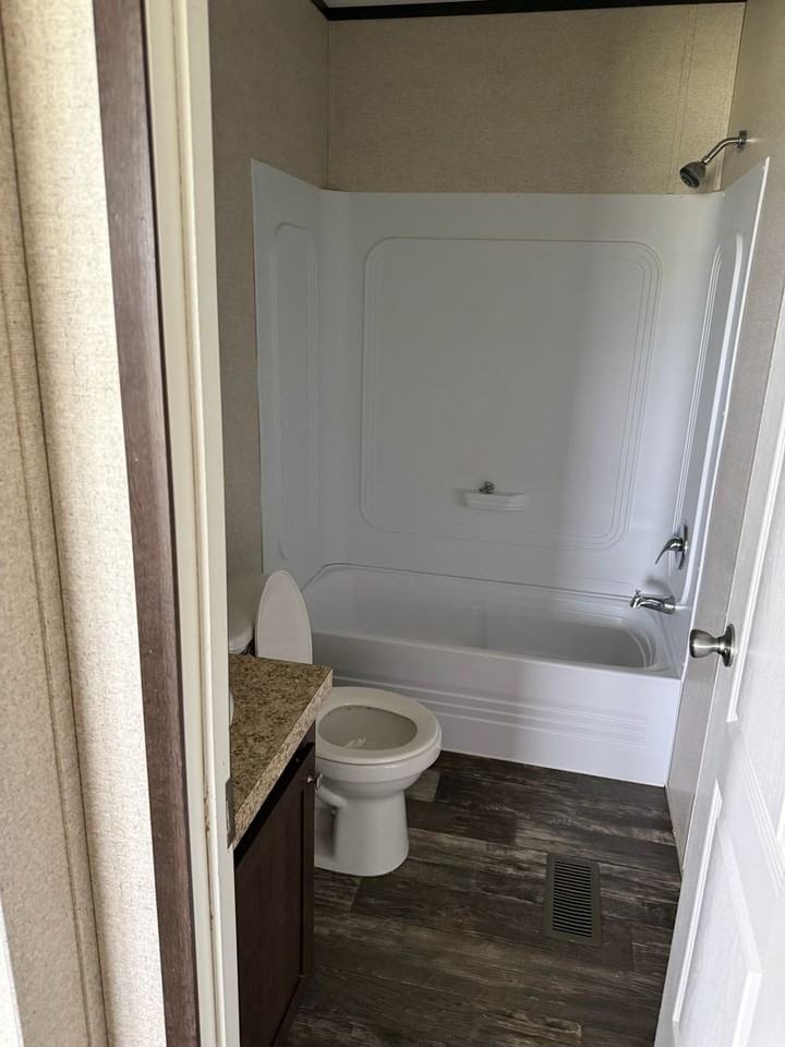 7356 Fm 36 S - Photo 5 of 5