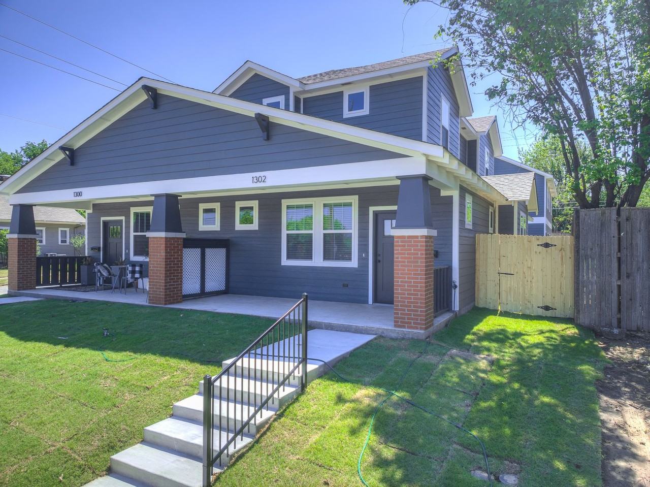 1302 Nw 22nd St - Photo 3 of 42