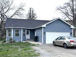 featured image of 2005 8th Ave N