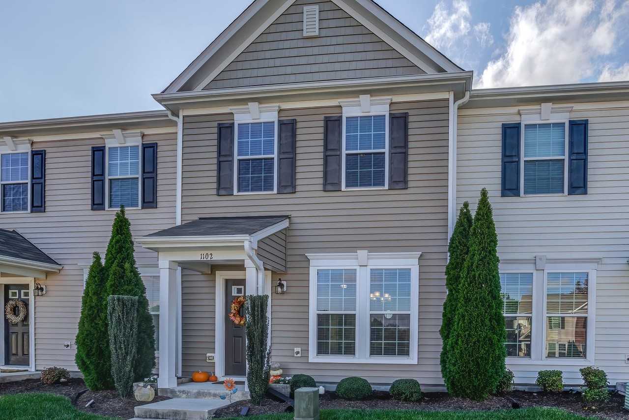 1102 Renewal Pl - Photo 3 of 50